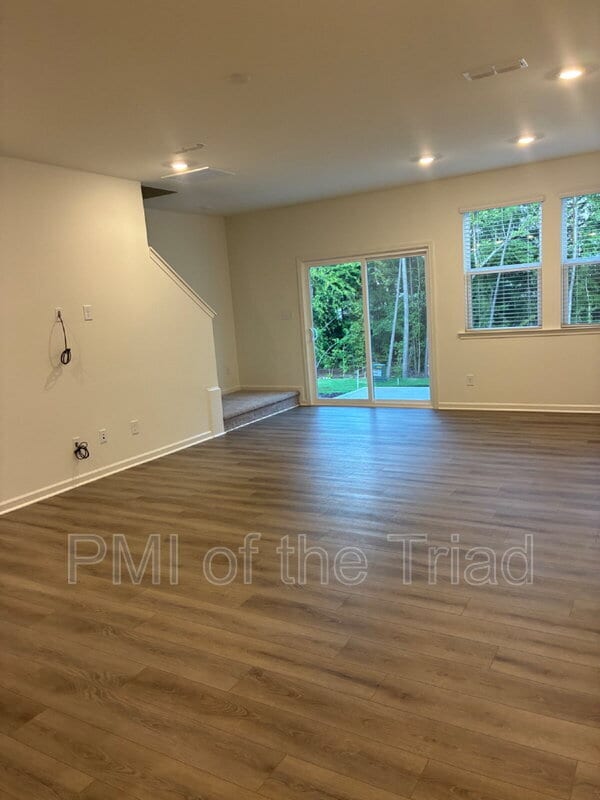 182 Parker Ln in Mebane, NC - Building Photo - Building Photo