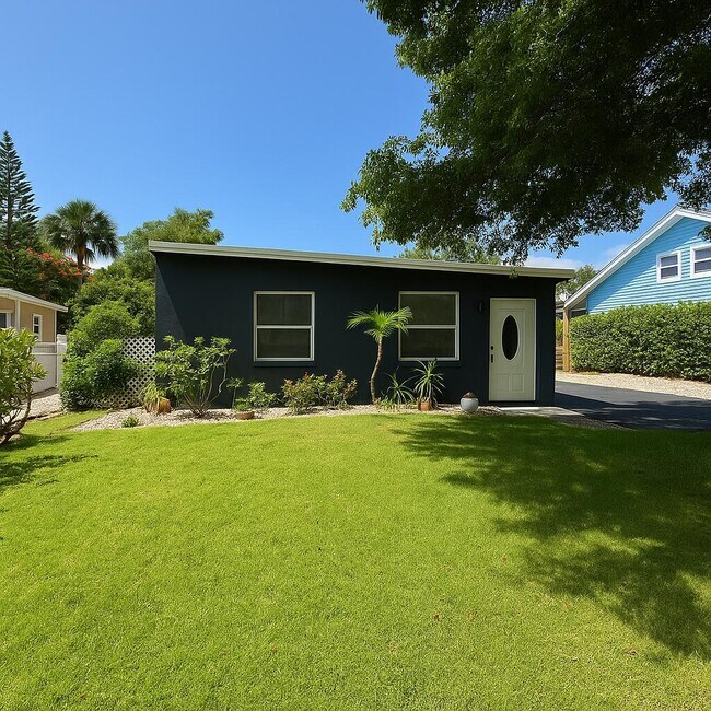 property at 418 52nd St