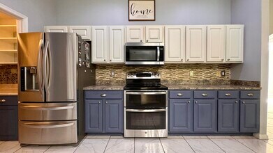 17630 38th Rd N in The Acreage, FL - Building Photo - Building Photo