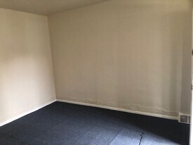 1020-1028-1028 Stanhope St in Pittsburgh, PA - Building Photo