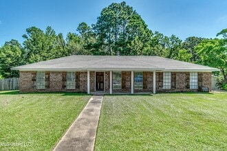348 Durham Ct in Brandon, MS - Building Photo - Building Photo