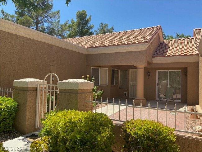 2741 Sungold Dr in Las Vegas, NV - Building Photo - Building Photo