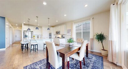 5932 Eldora St in Golden, CO - Foto de edificio - Building Photo