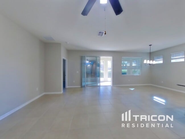 17719 Garsalaso Cir in Brooksville, FL - Building Photo - Building Photo