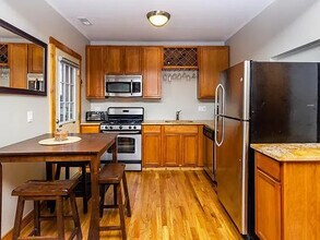 3036 W Cullom Ave in Chicago, IL - Building Photo - Building Photo
