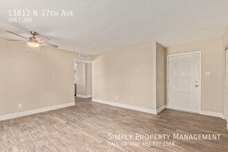 13813 N 37th Ave in Phoenix, AZ - Building Photo - Building Photo