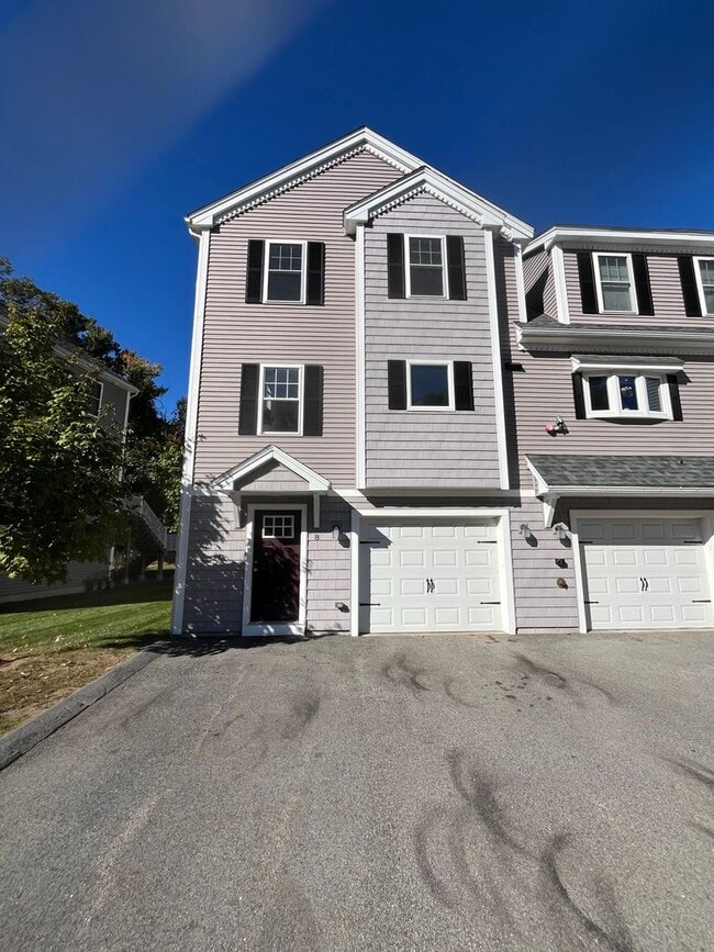 property at 8 Sugar Maple Ln