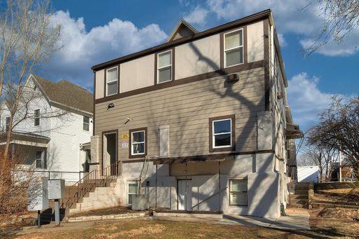 1305 S 32nd Street in Omaha, NE - Building Photo - Building Photo