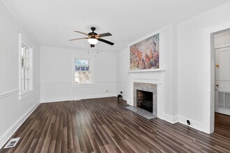 1952 Garibaldi Ave in Charlotte, NC - Building Photo - Building Photo
