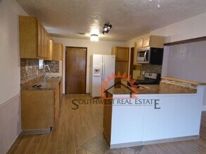 1800 Courtland Cir in Clovis, NM - Building Photo - Building Photo