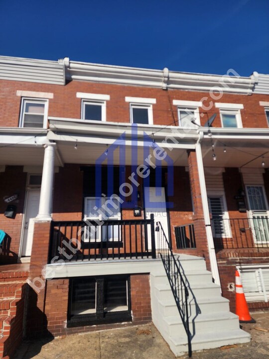444 N Robinson St in Baltimore, MD - Foto de edificio