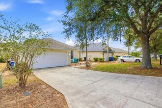 1518 Gulfview Dr in Haines City, FL - Building Photo - Building Photo