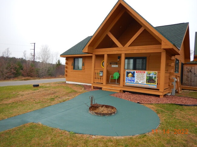 property at 424 Overlook Ct