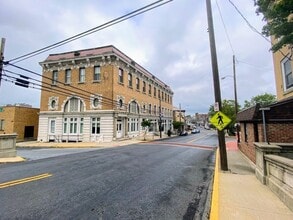 14 S Fourth St in Emmaus, PA - Building Photo - Building Photo