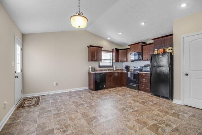 418 Lansing Ln in Bowling Green, KY - Building Photo - Building Photo