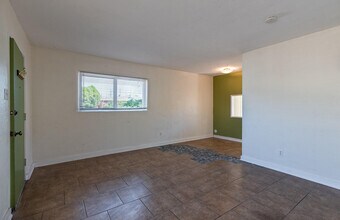 3434 Smith Ave SE in Albuquerque, NM - Building Photo - Building Photo
