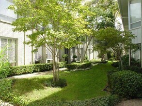 6357 Diamond Head Cir in Dallas, TX - Building Photo - Building Photo