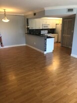 8500 SW 212th St in Cutler Bay, FL - Building Photo