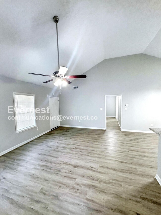 242 Bridgeport Ln in Monroe, GA - Building Photo - Building Photo