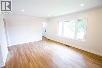 177 Pleasant Ave in Kitchener, ON - Building Photo - Building Photo