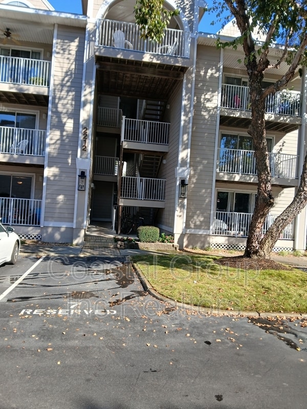 property at 2212 Lesner Crescent