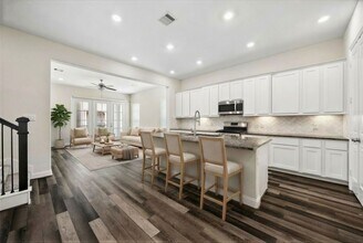 1411 Adell Rose Ln in Houston, TX - Building Photo - Building Photo