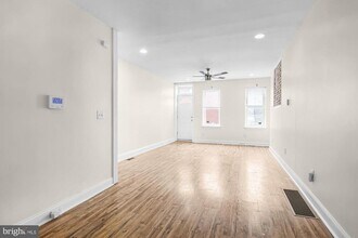 1717 Fernon St in Philadelphia, PA - Building Photo - Building Photo