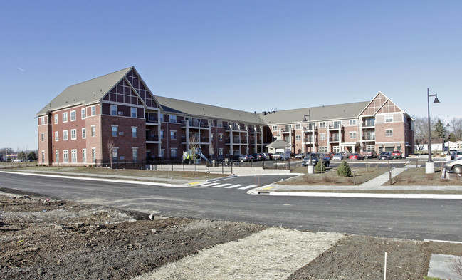 Bradley Crossing in Milwaukee, WI - Building Photo - Building Photo