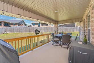 2200 Jernigan Dr in Crestview, FL - Foto de edificio - Building Photo