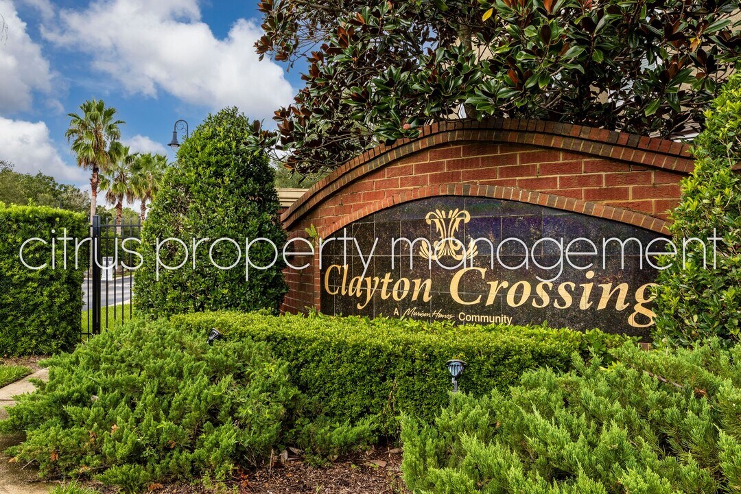 5260 Hidden Cypress Ln in Oviedo, FL - Building Photo