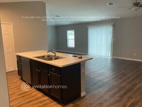 214 SW 15th Pl in Cape Coral, FL - Foto de edificio - Building Photo