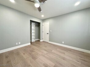 224 Autumn Ct in Henderson, NV - Building Photo - Building Photo