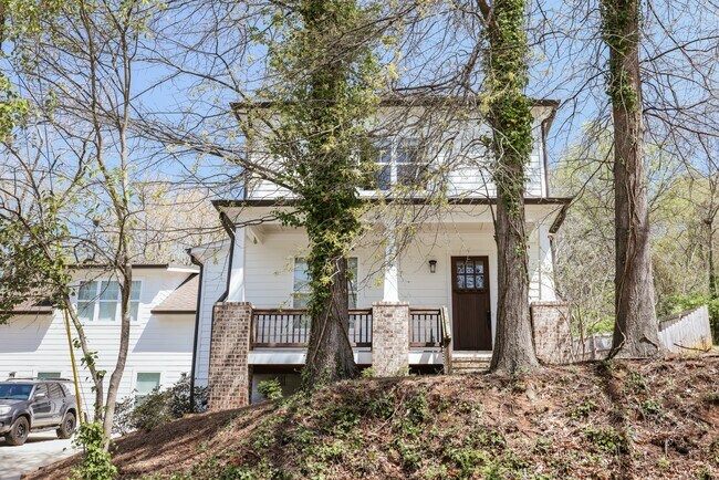 property at 186 Flint St