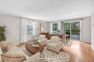 9 Heather Ridge in Shelton, CT - Building Photo - Building Photo