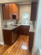 11 Abbotsford St, Unit 1 in Boston, MA - Foto de edificio - Building Photo