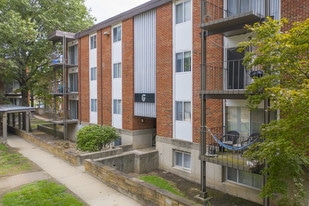 West Hills Apartments