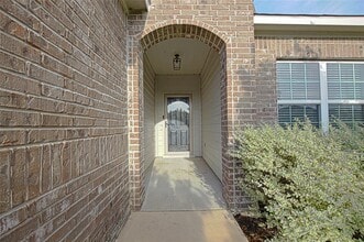 125 Presidential Path in Liberty Hill, TX - Building Photo - Building Photo