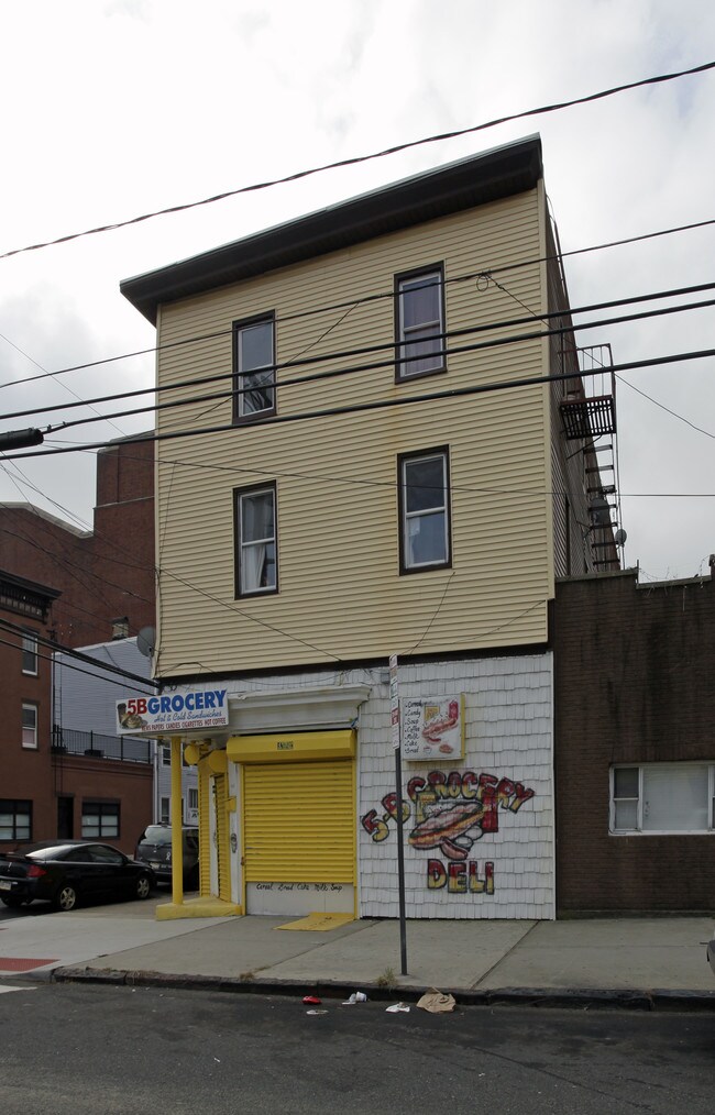 533-543 Mercer St in Jersey City, NJ - Building Photo - Building Photo