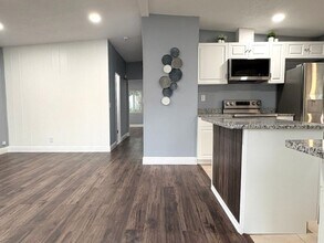 2455 Princeton Rd in DeLand, FL - Building Photo - Building Photo