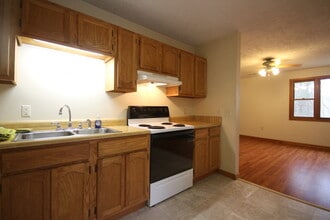 937 Shoal Creek Rd in Balsam Grove, NC - Building Photo - Building Photo