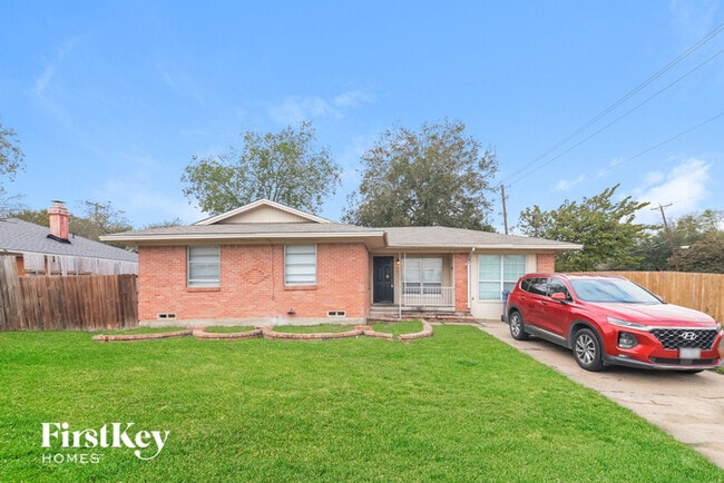 property at 3101 Marydale Rd