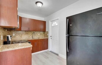 9700 SW 161st St, Unit 97 in Miami, FL - Building Photo - Building Photo
