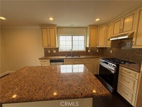 24012 Sprig St in Mission Viejo, CA - Building Photo - Building Photo