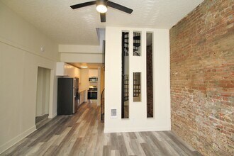 843 N Knott St-Unit -ba40210a-9e3f-11eb-82bc-028b41fdf1b6 in Portland, OR - Building Photo - Building Photo