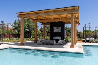 The Dalton in McKinney, TX - Foto de edificio - Building Photo