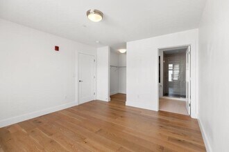 251 Meridian St in Boston, MA - Building Photo - Building Photo
