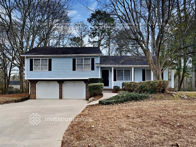 property at 4258 Castlegate Dr