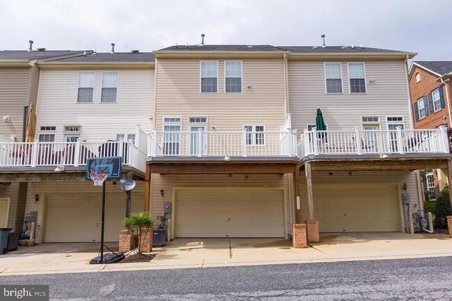 5122 Key View Way in Perry Hall, MD - Building Photo - Building Photo