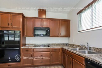 7502 Sunshine Bridge Ave in Gibsonton, FL - Building Photo - Building Photo