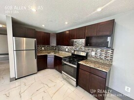 608 Allen St in New Britain, CT - Building Photo